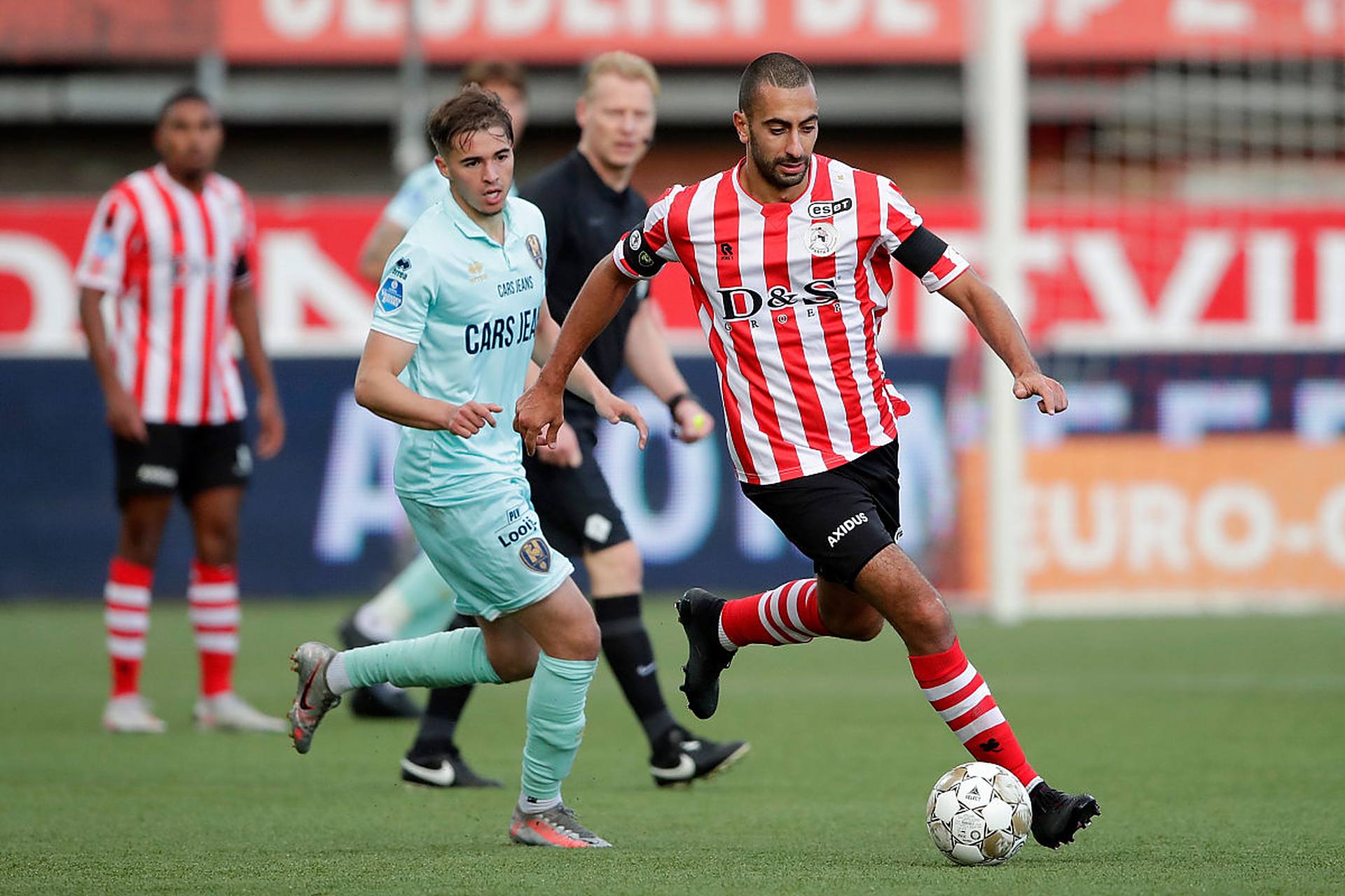 赛提供了完 赛提供了完