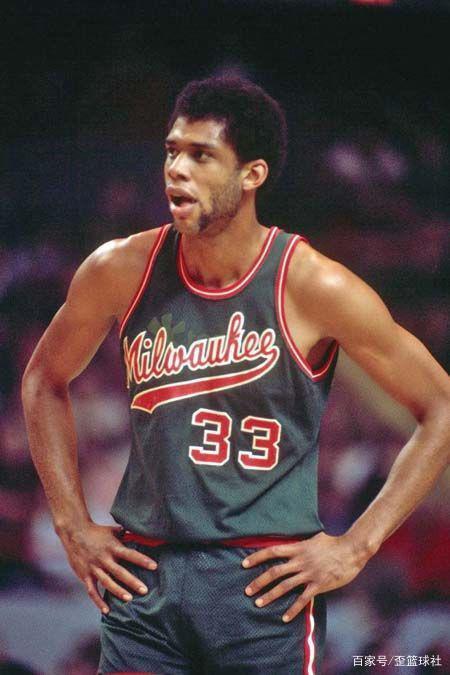 比赛从胶着 比赛从胶着